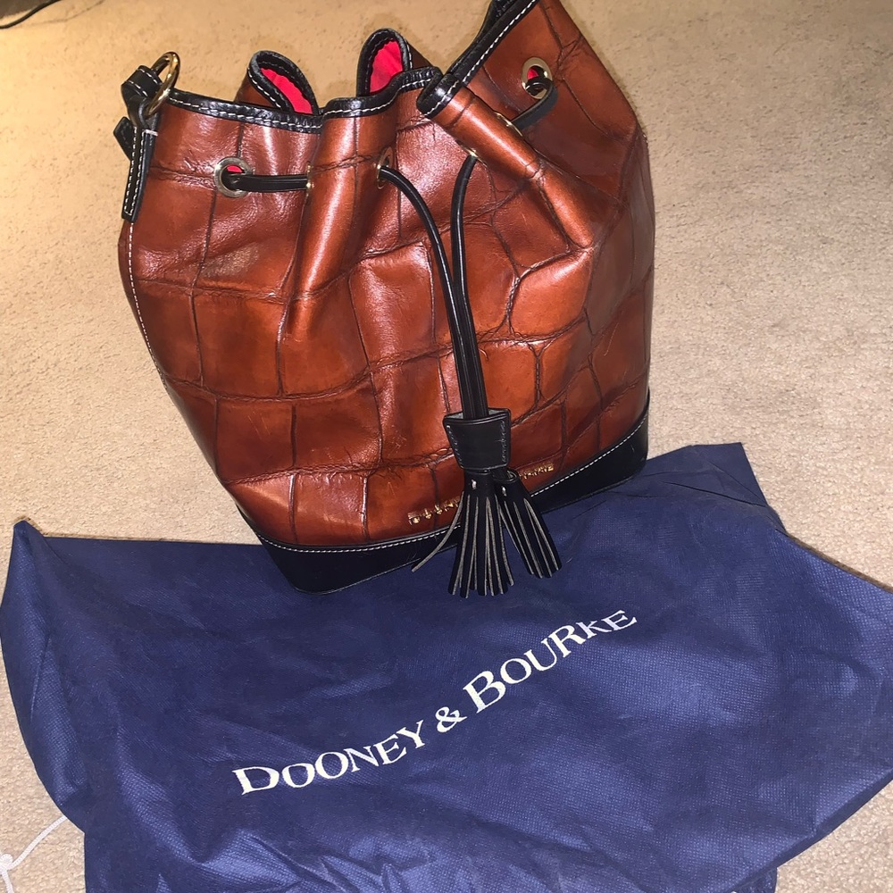 Dooney & Bourke purse